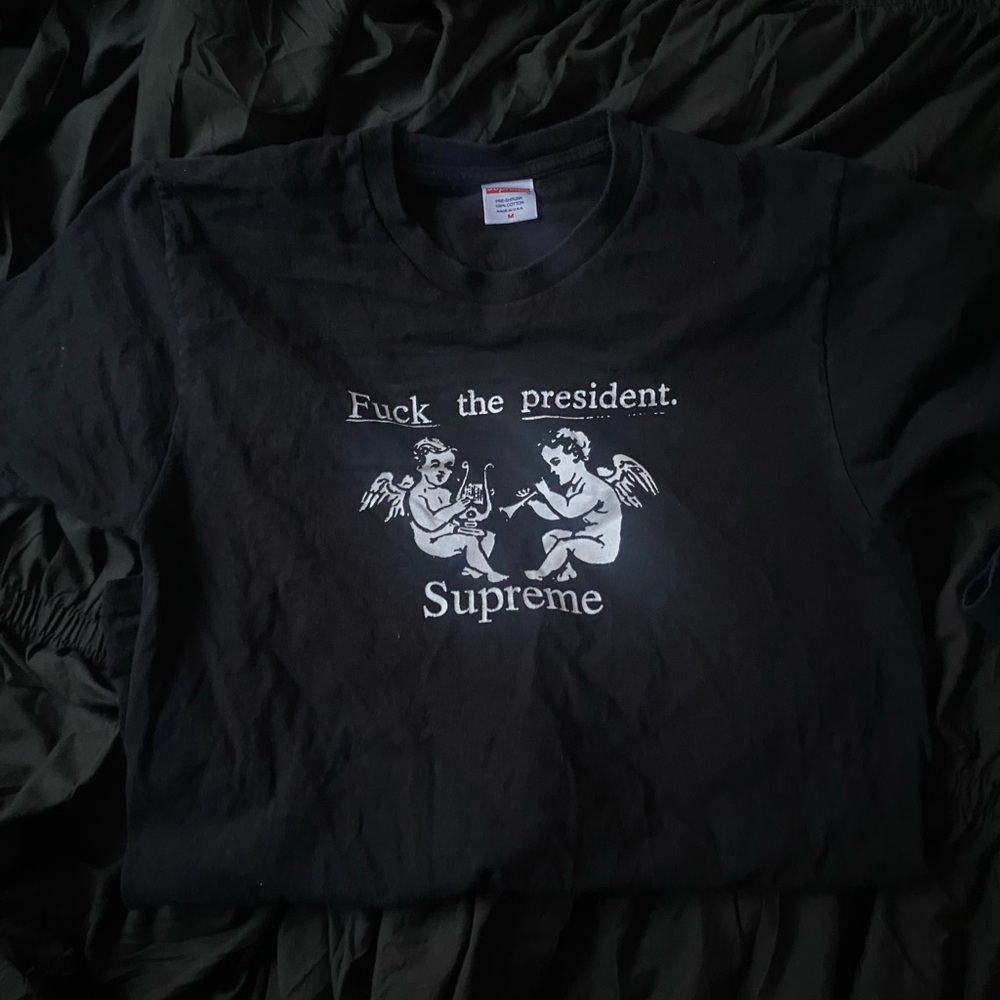 Supreme Black Graphic Tee